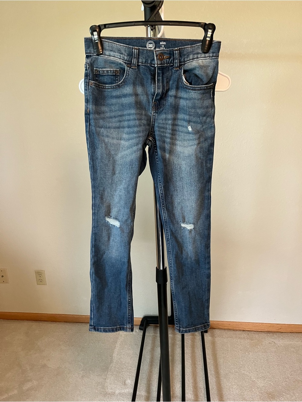 Boys Jeans in Medium Wash Blue
